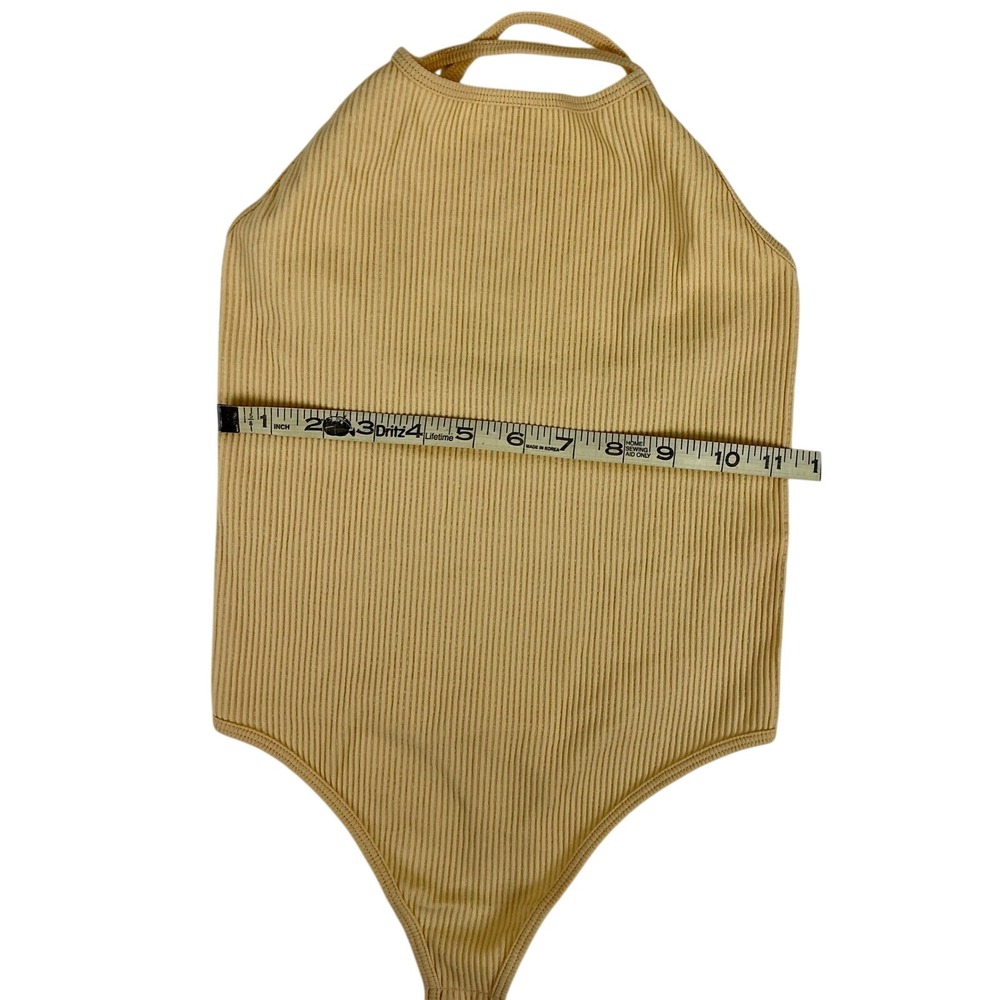 NWOT Mono B Ribbed Bodysuit Small Tan Sleeveless Cross Back Casual‎ Top - Picture 6 of 7